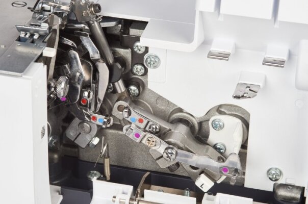 Overlock Nähmaschine warten - Overlock Nähmaschine warten | Infos aus der Werkstatt