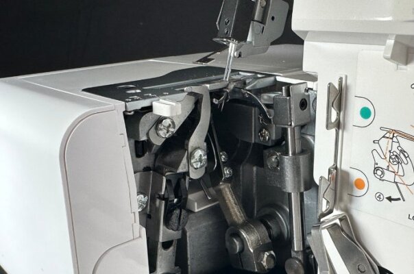 Gritzner 788 Messer wechseln - Messer wechseln bei der Gritzner 788 Overlock | Anleitung
