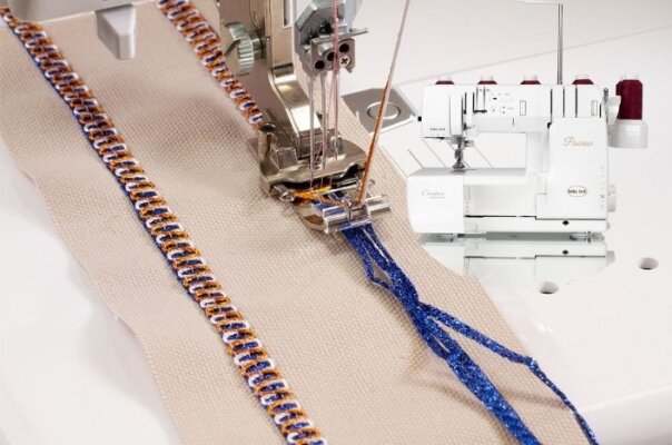 Produktneuheit: Babylock Primo Coverstitch mit wunderschönen Top-Stitch Ziernähten - Jetzt verfügbar: Babylock Primo Coverstitch – Perfekte Covernähte und Top-Stitch