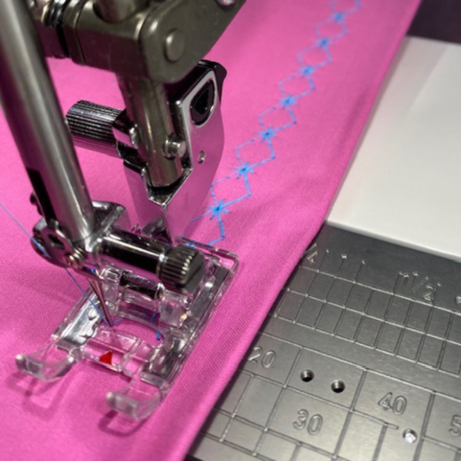 Janome Satinstichfuß F geschlossen (Metall) 200-129-002