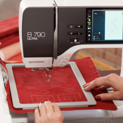 Bernina 790 ULTRA mit Stickmodul