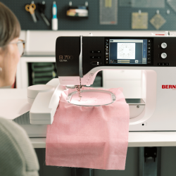 Bernina 790 ULTRA mit Stickmodul