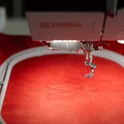 Bernina 790 ULTRA mit Stickmodul