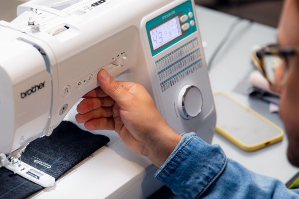 Funktionen und Stichauswahl der Brother Innov-is A65 in Aktion