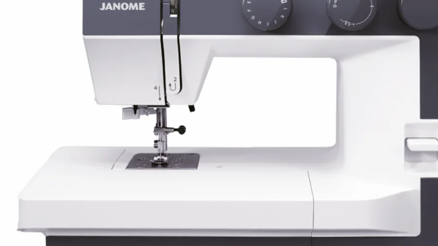 Integrierter Nadeleinfädler der Janome 1522BL